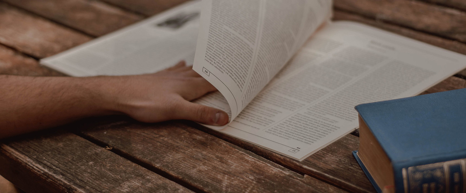 US Budget Crisis: GOP Divisions and Tea Party Influence